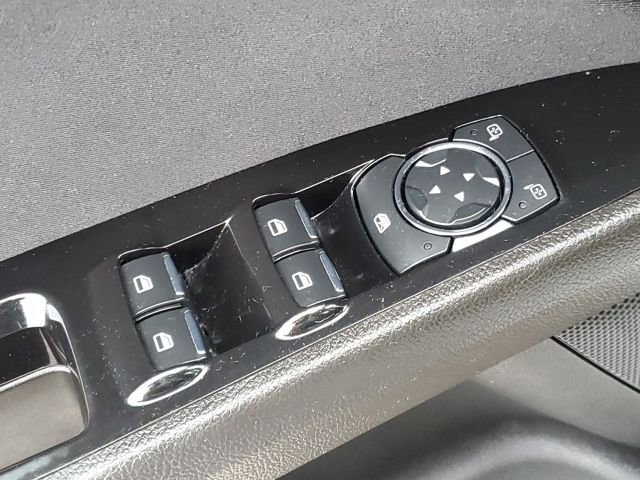 Used 2016 Ford Fusion SE image 20