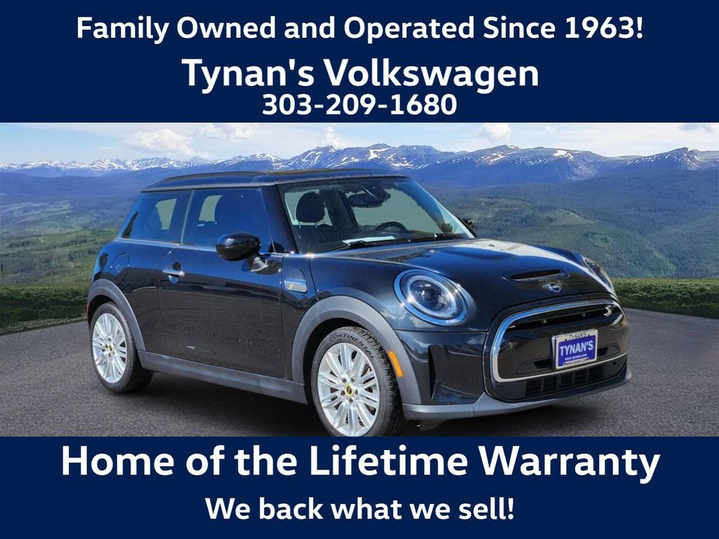 Used 2023 MINI Cooper SE image 1