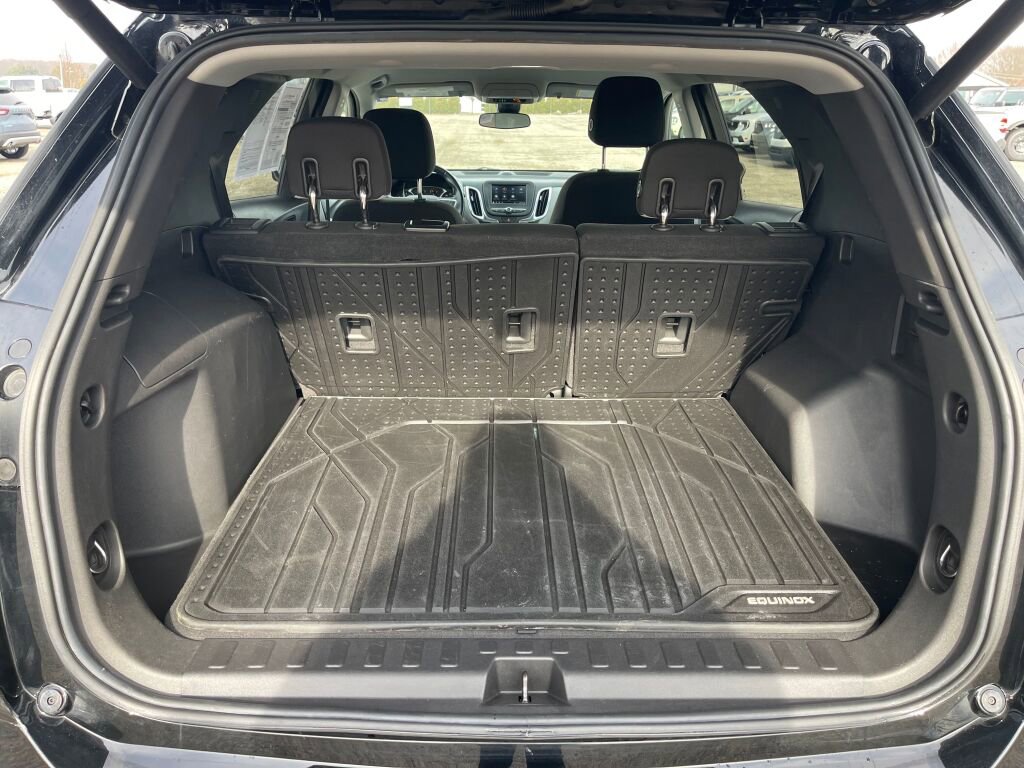 Used 2020 Chevrolet Equinox LT w/ Driver Convenience Package image 15