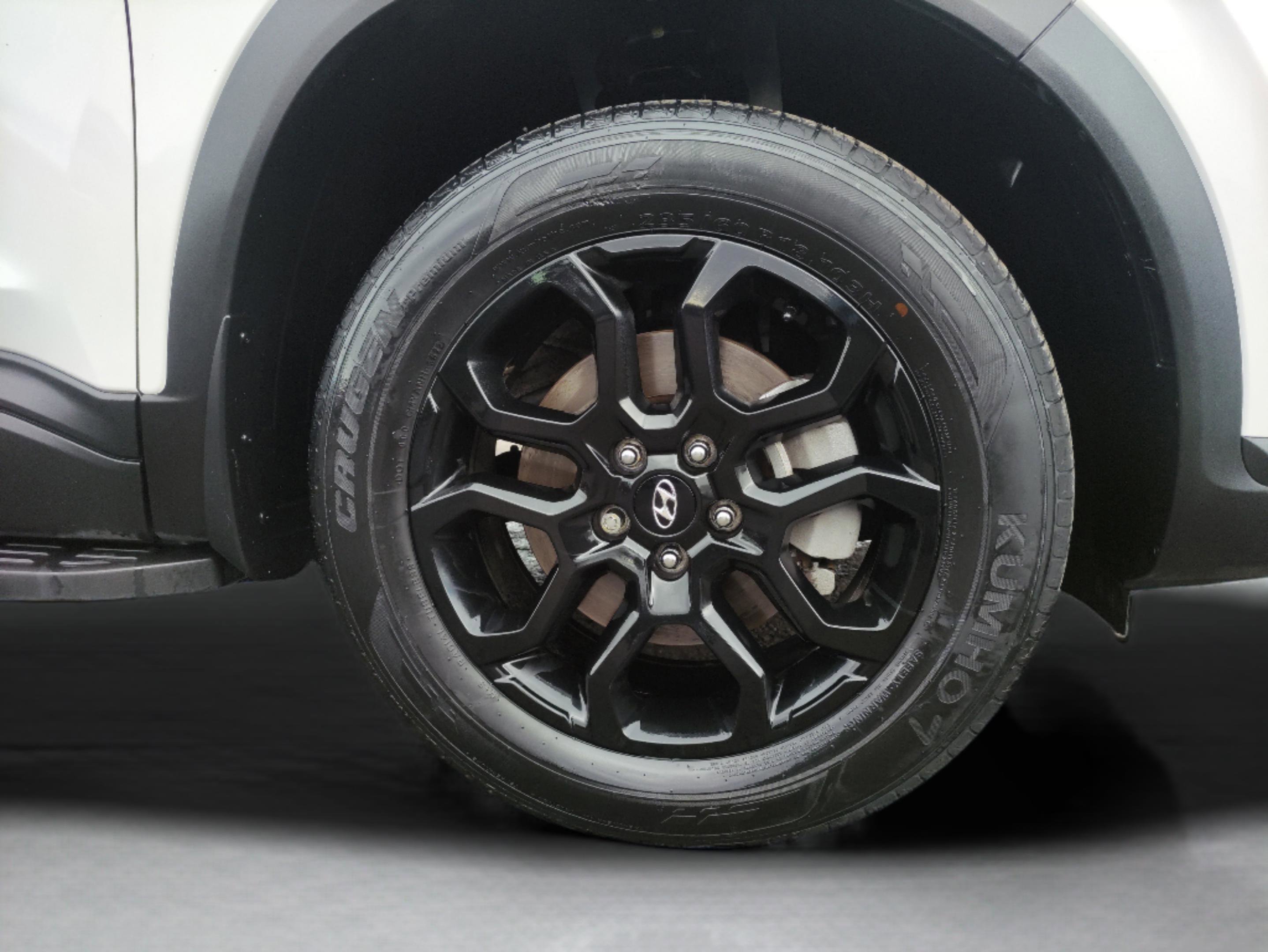 Used 2023 Hyundai Santa Fe XRT image 32