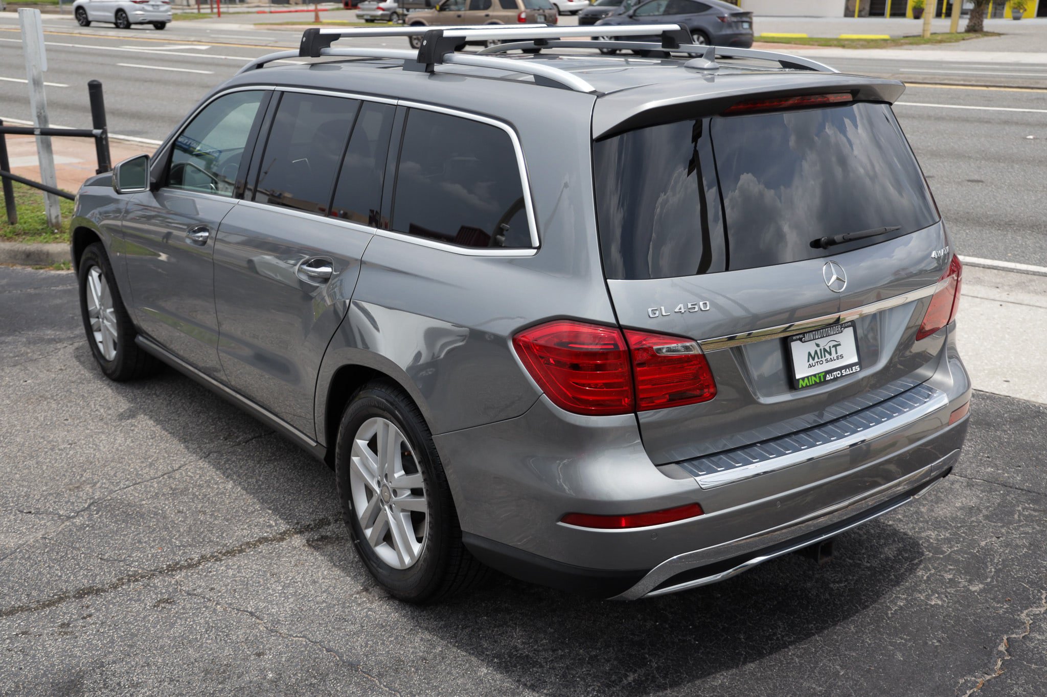 Used 2015 Mercedes-Benz GL 450 4MATIC image 8