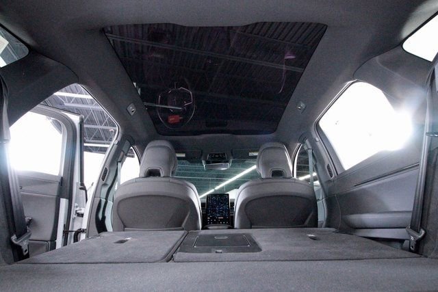 Used 2025 Polestar Polestar 3 w/ Plus Pack image 36
