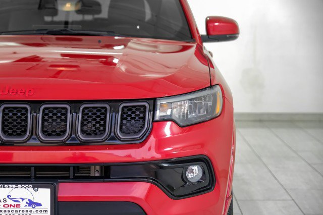 Used 2023 Jeep Compass Limited image 50
