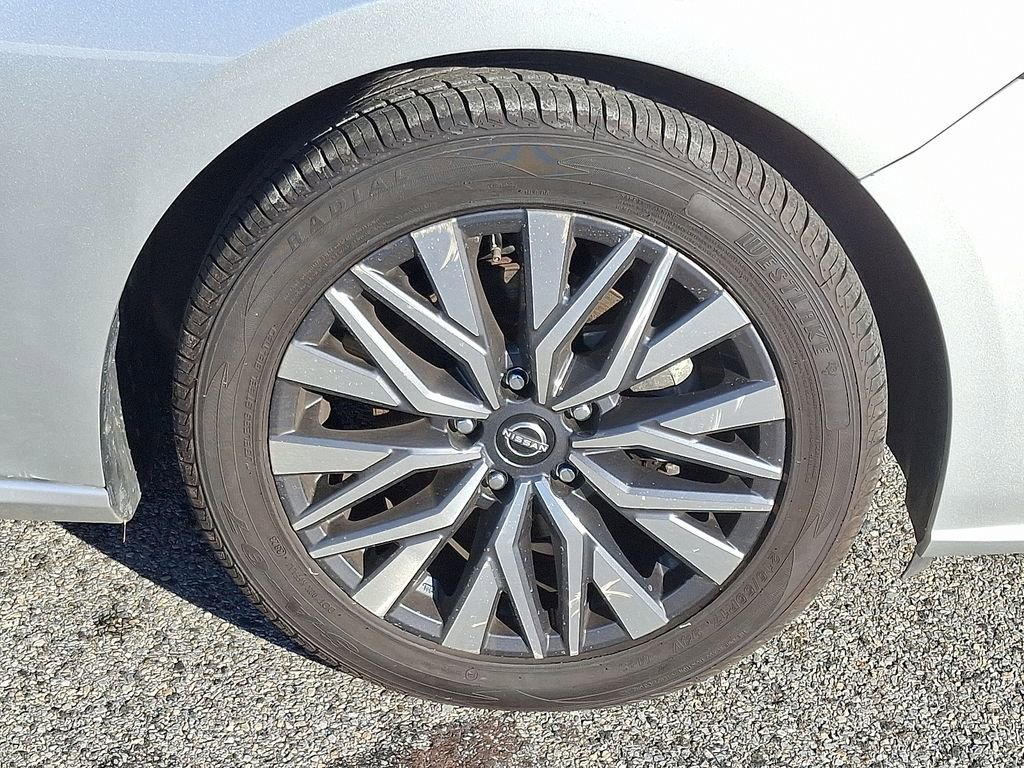 Used 2023 Nissan Altima 2.5 SV image 8