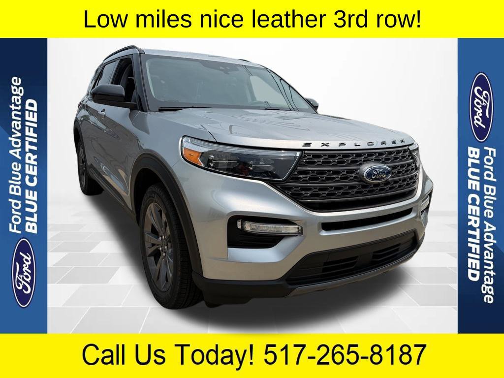 Certified 2024 Ford Explorer XLT w/ Equipment Group 202A AWD/4WD image 1