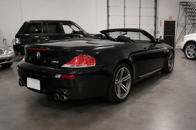 Used 2007 BMW M6 Convertible RWD image 8
