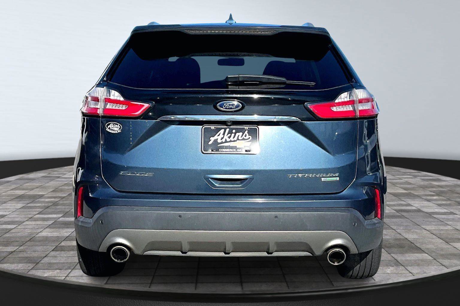 Used 2019 Ford Edge Titanium image 5