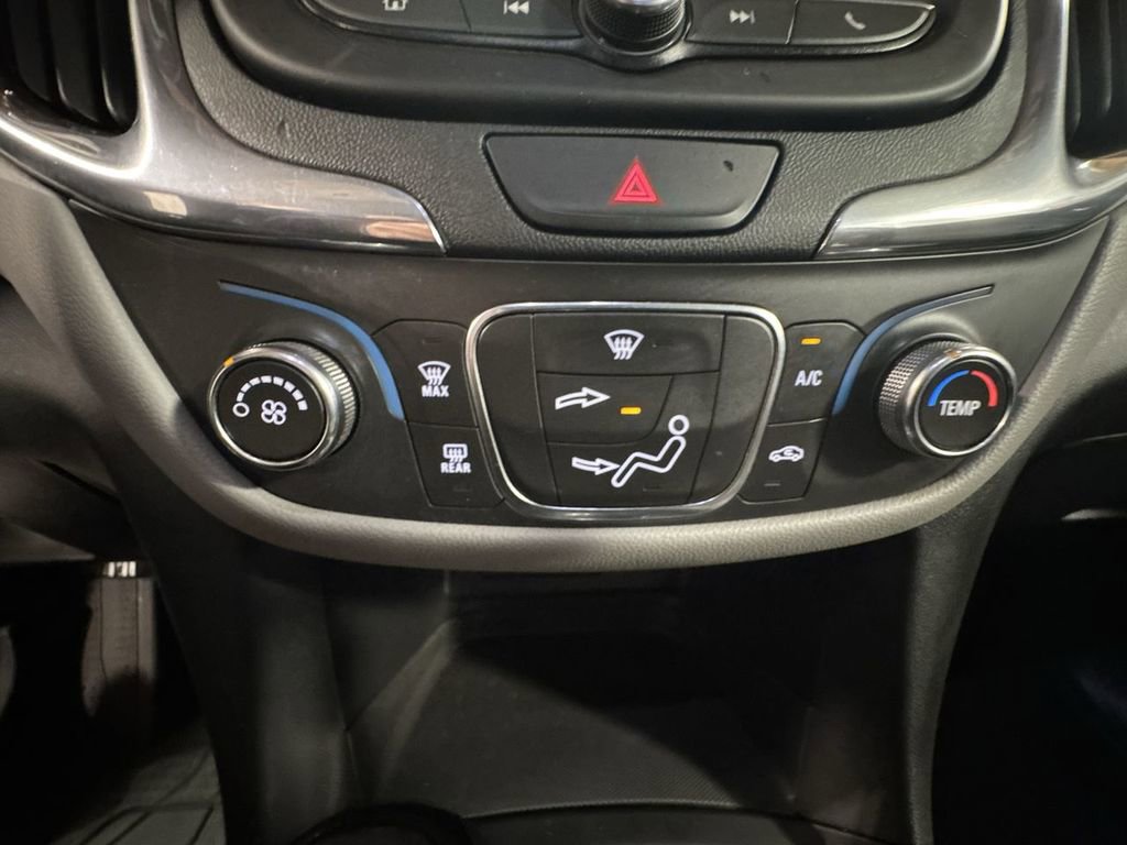 Used 2019 Chevrolet Equinox LS image 26