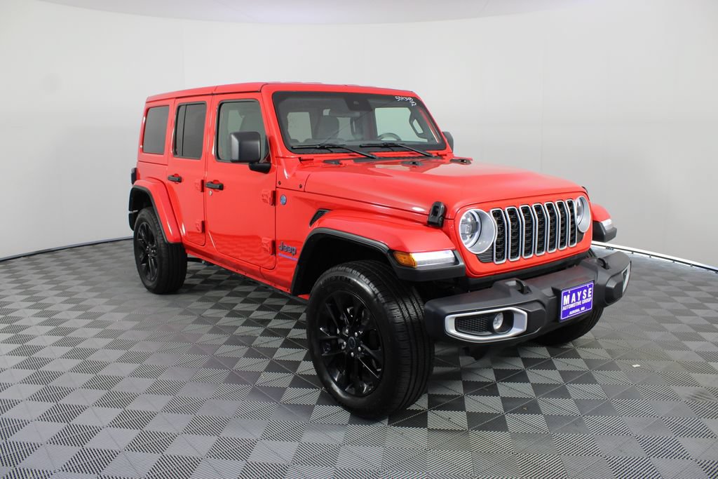 Used 2025 Jeep Wrangler Unlimited Sahara w/ Safety Group AWD/4WD image 24