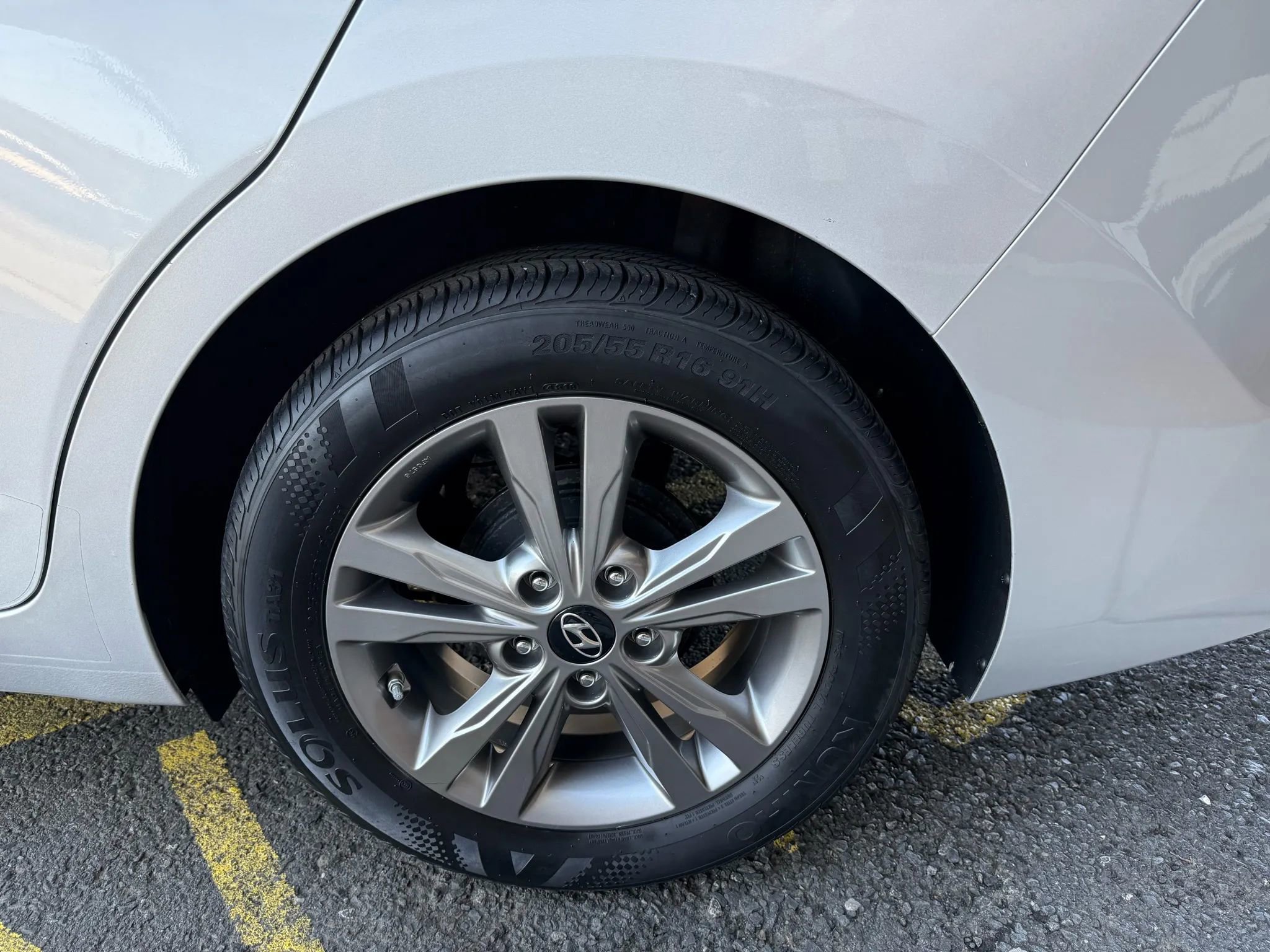 Used 2017 Hyundai Elantra Value Edition w/ Cargo Package image 35