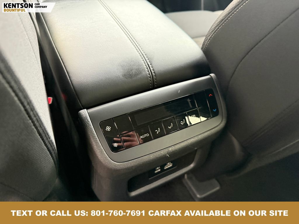 Used 2025 Nissan Pathfinder SV image 36
