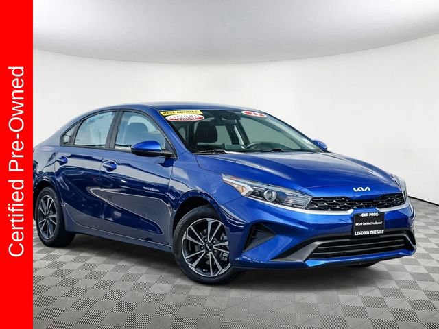 Certified 2023 Kia Forte LXS FWD image 2