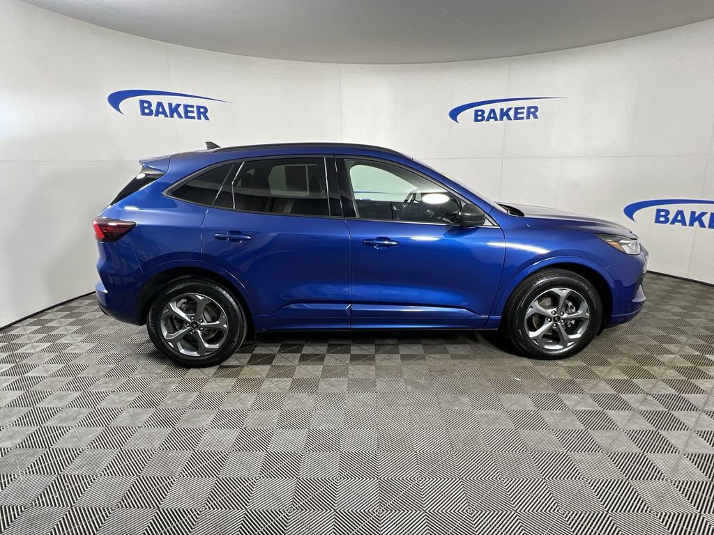 Used 2023 Ford Escape ST-Line image 10