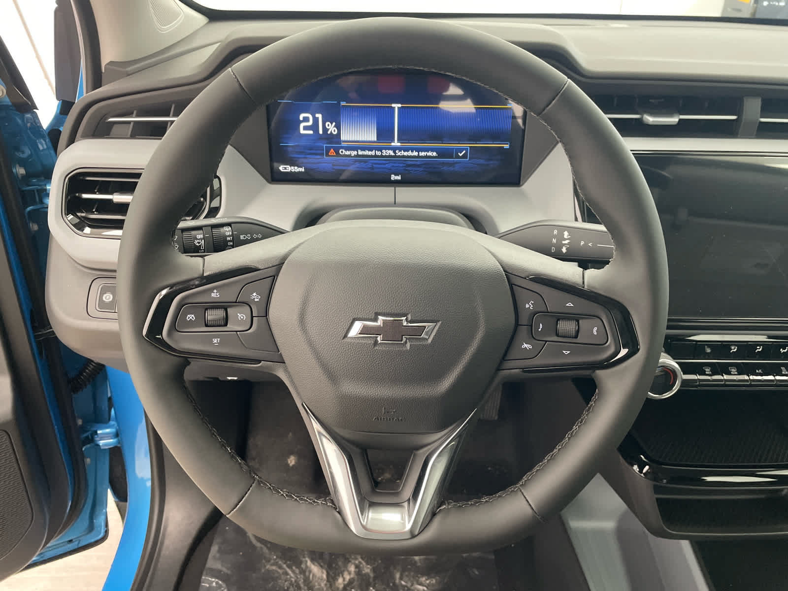 New 2027 Chevrolet Bolt LT w/ Comfort Package FWD image 12