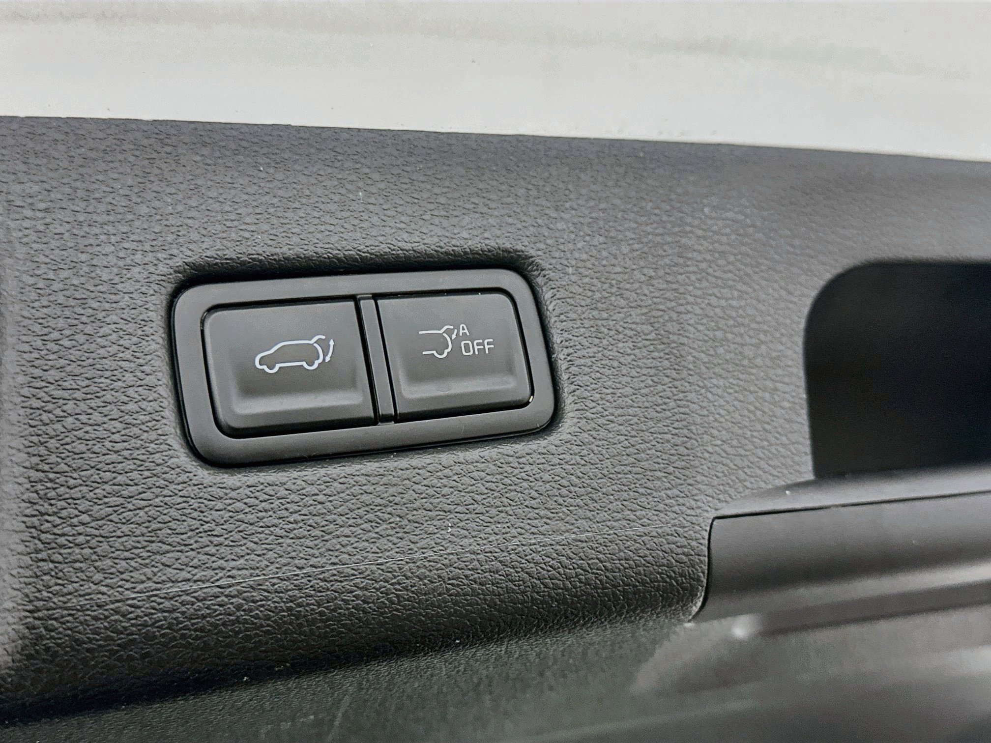 Used 2025 Kia Telluride S AWD/4WD image 32