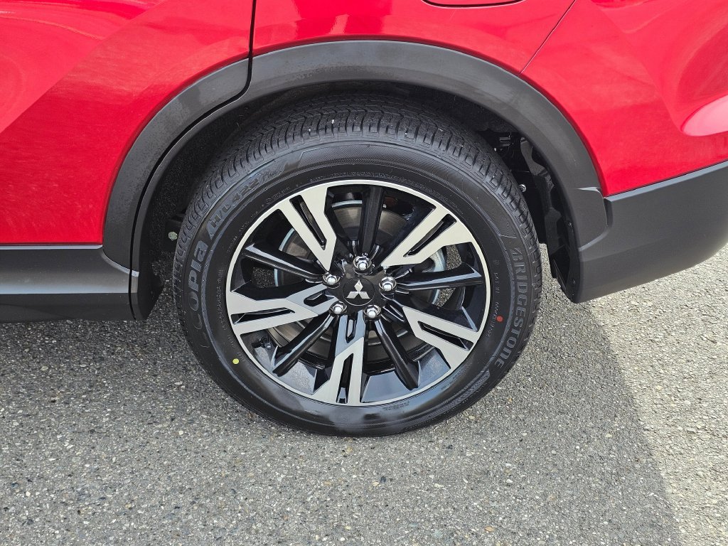 Used 2025 Mitsubishi Eclipse Cross SE AWD/4WD image 9