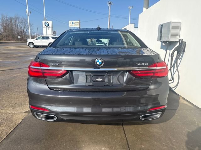 Used 2019 BMW 740i xDrive w/ Executive Package image 5