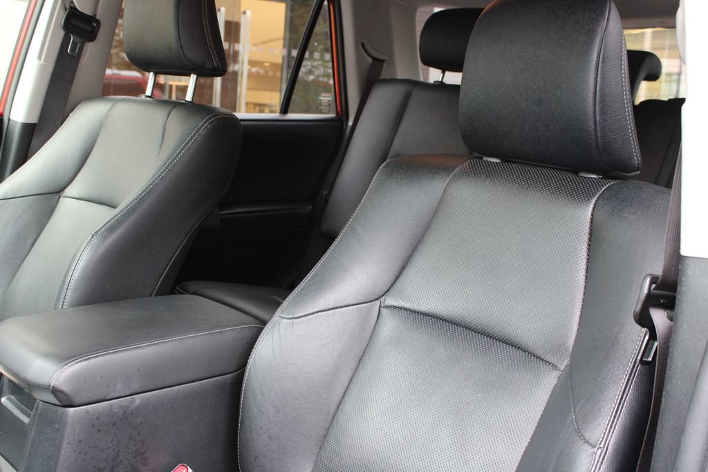 Used 2023 Toyota 4Runner Limited AWD/4WD image 8