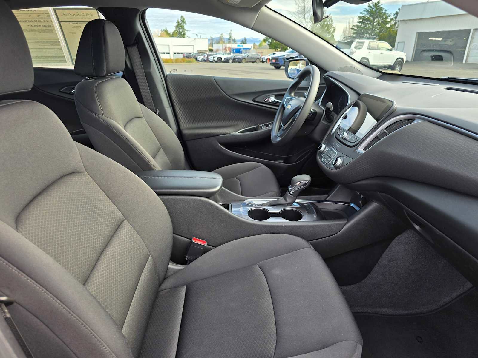 Used 2023 Chevrolet Malibu LT image 11