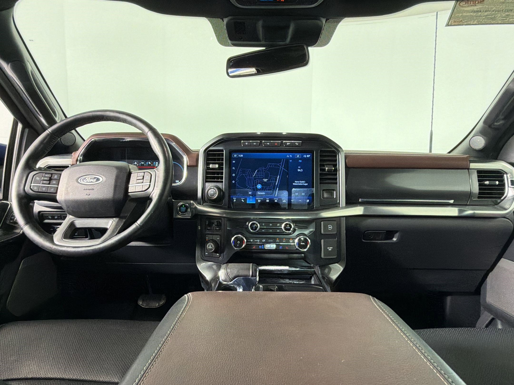 Used 2022 Ford F150 Lariat image 12