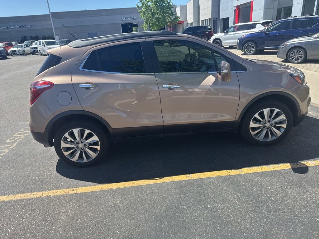 Used 2018 Buick Encore Preferred AWD/4WD image 5