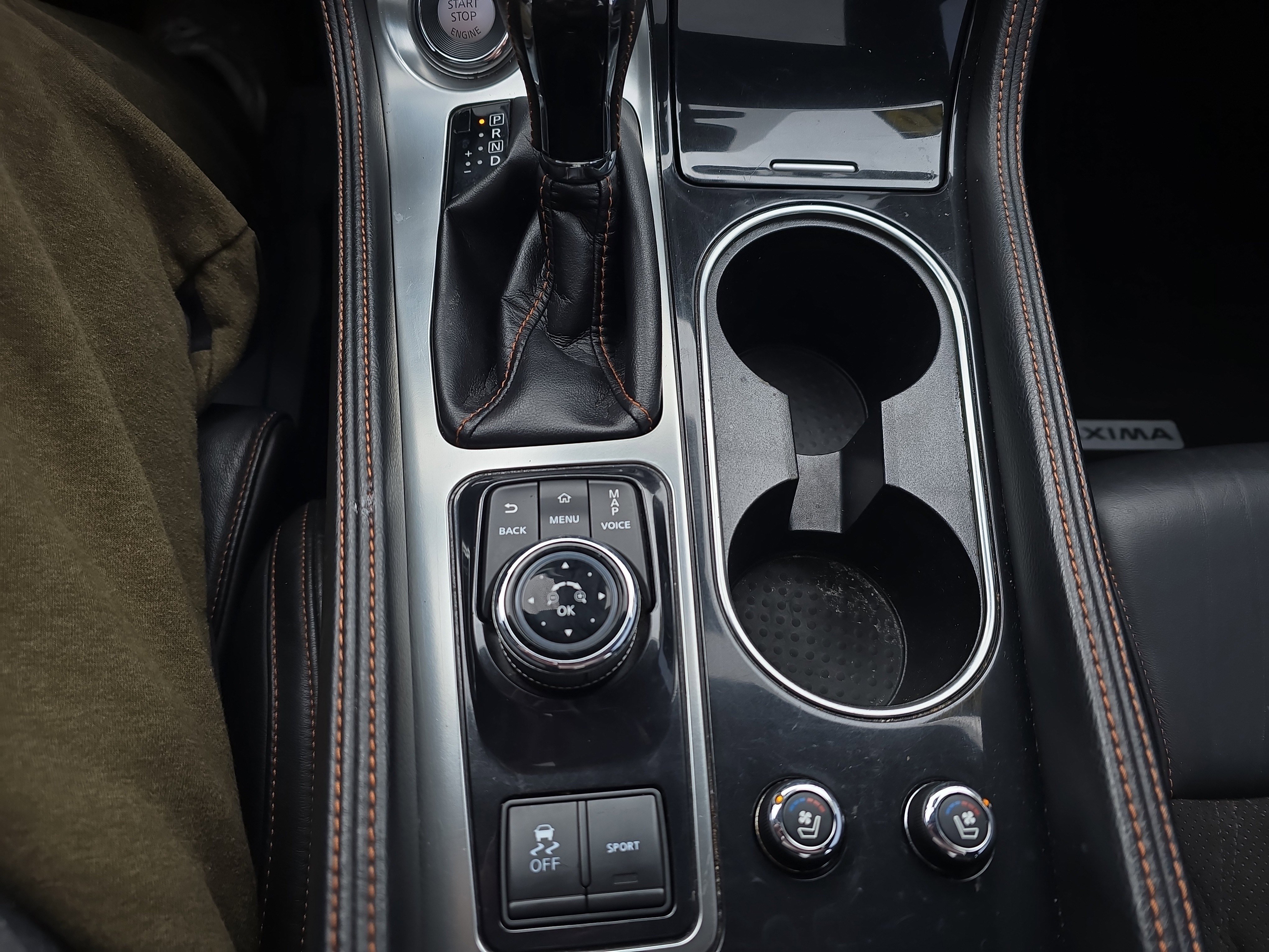 Used 2020 Nissan Maxima SR w/ Sport Mat Group image 26