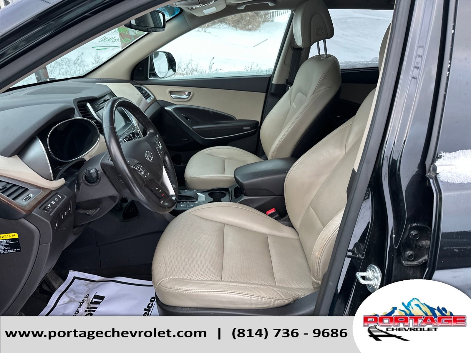 Used 2017 Hyundai Santa Fe SE image 10