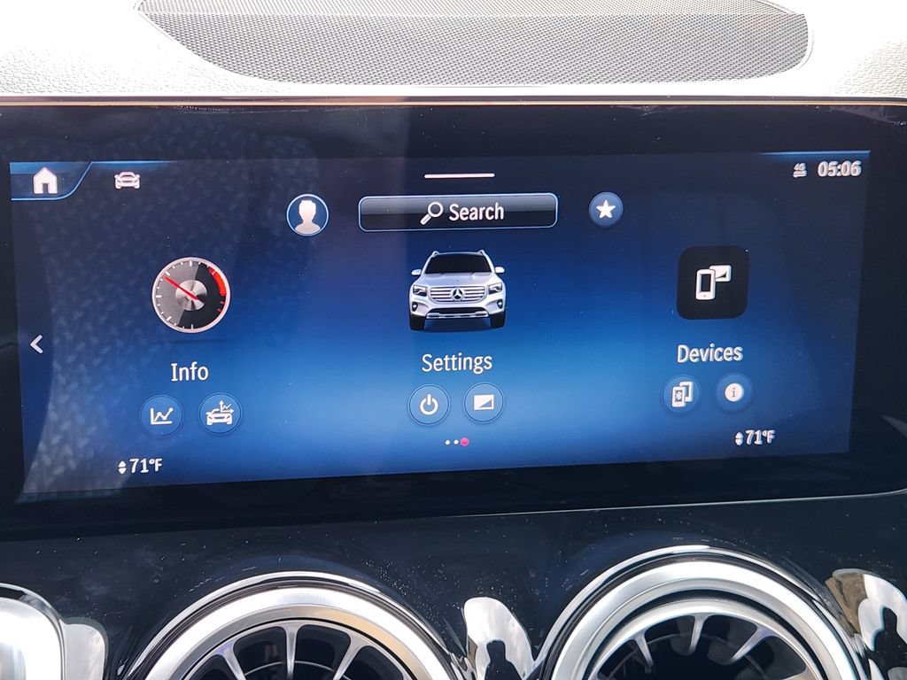 New 2026 Mercedes-Benz GLB 250 4MATIC image 24