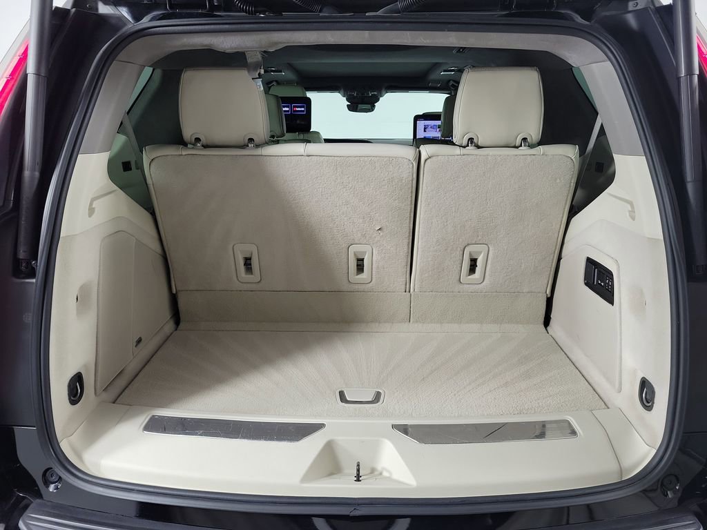 Certified 2022 Cadillac Escalade Premium Luxury Platinum image 8