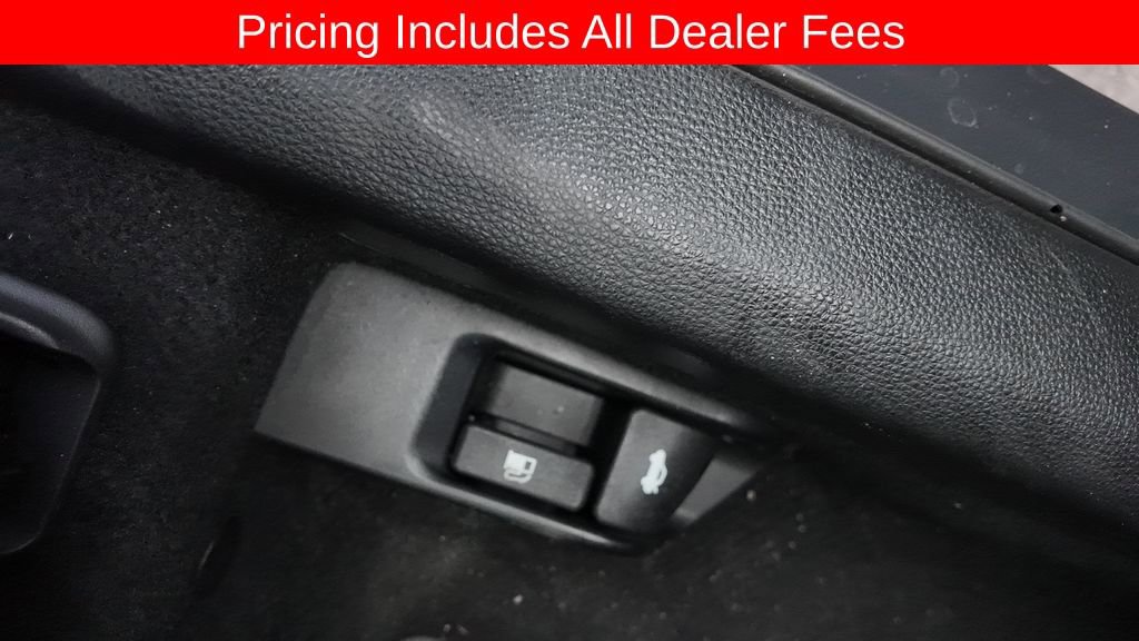 Used 2026 Toyota Corolla LE FWD image 10