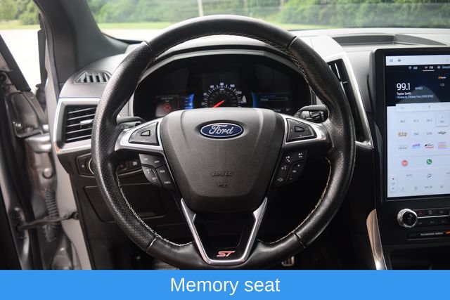Used 2023 Ford Edge ST w/ Cargo Accessory Package AWD/4WD image 4