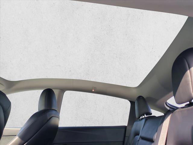 Used 2023 Tesla Model Y AWD image 20
