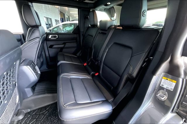 Used 2026 Ford Bronco Badlands AWD/4WD image 19