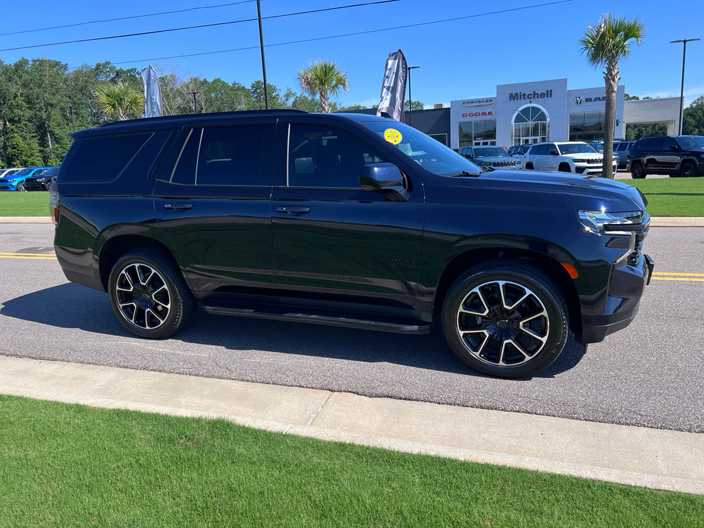 Used 2023 Chevrolet Tahoe RST AWD/4WD image 3