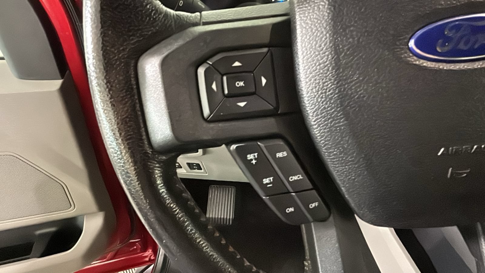 Used 2015 Ford F150 XLT w/ Equipment Group 301A Mid AWD/4WD image 18