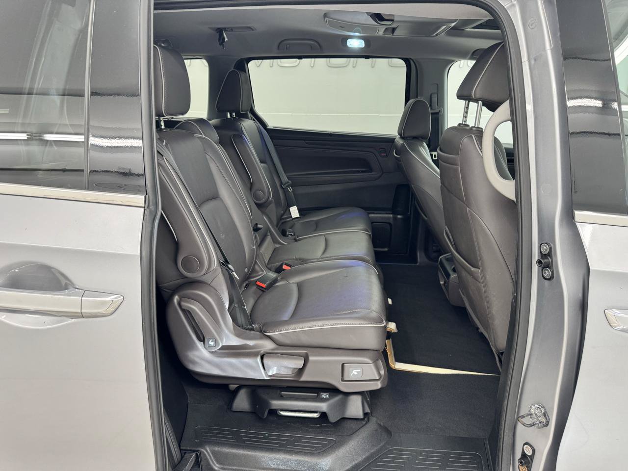 Used 2023 Honda Odyssey Elite image 20