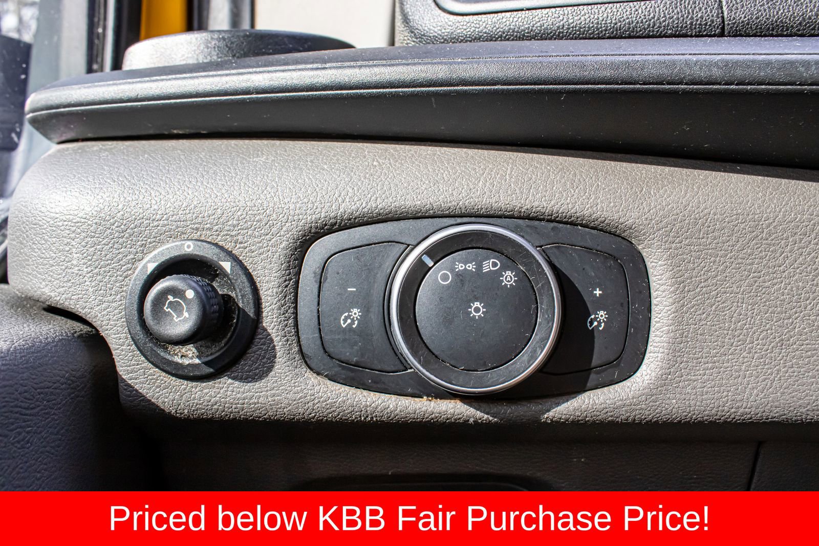 Used 2020 Ford Transit 250 148 High Roof w/ Load Area Protection Package image 21