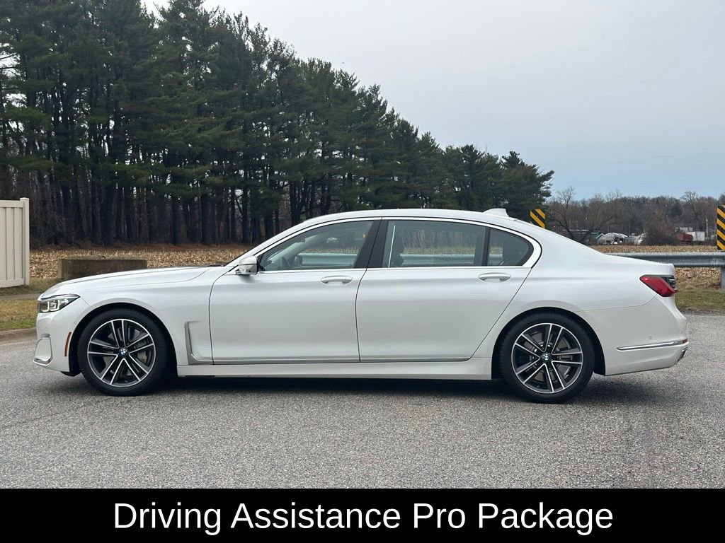 Used 2022 BMW 750i xDrive w/ Autobahn Package image 4