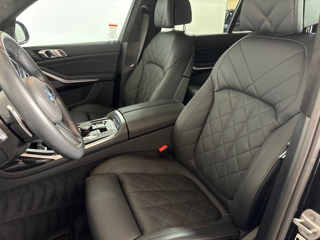 Certified 2026 BMW X7 xDrive40i w/ M Sport Package AWD/4WD image 25