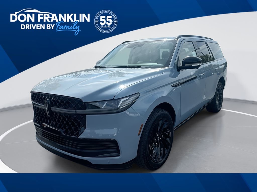 New 2026 Lincoln Navigator Reserve w/ Jet Appearance Package AWD/4WD video 1