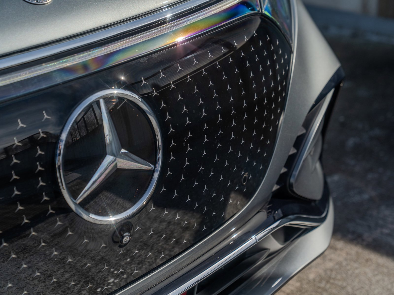 Used 2025 Mercedes-Benz EQS 580 4MATIC SUV image 8