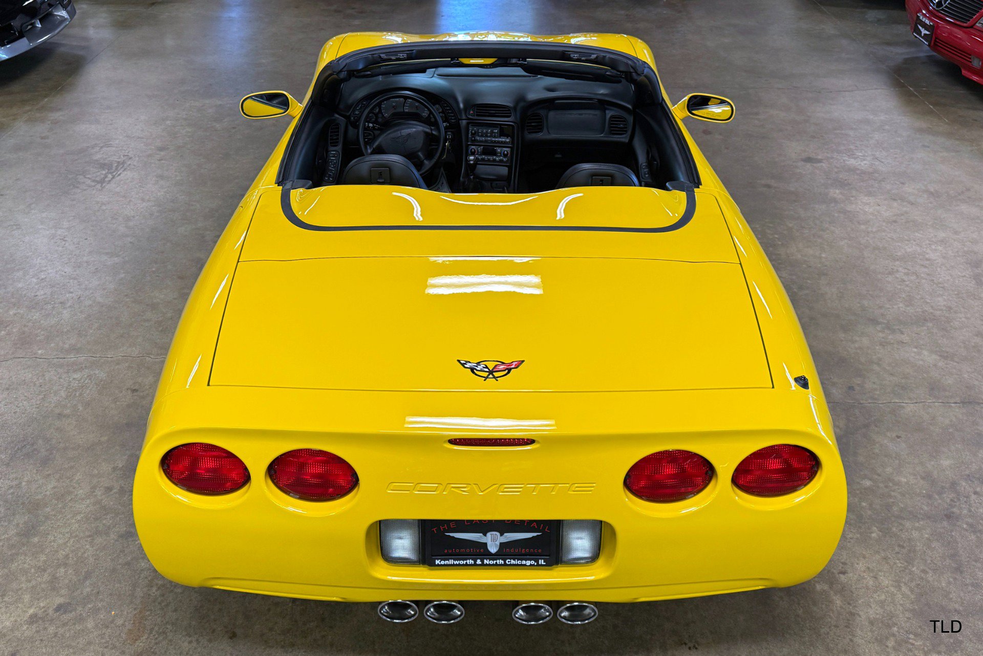Used 2002 Chevrolet Corvette w/ Preferred Equipment Group2 image 16
