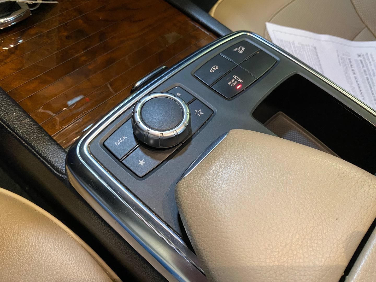 Used 2014 Mercedes-Benz ML 350 BlueTEC 4MATIC image 18