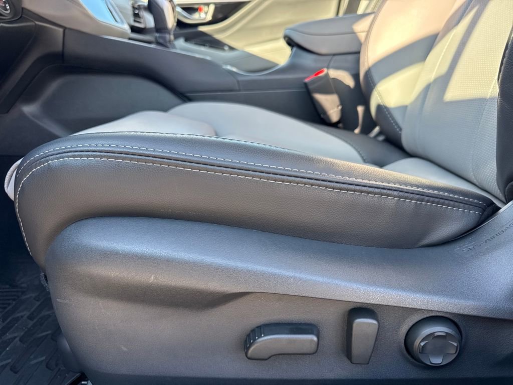 Used 2025 Subaru Outback Limited w/ Popular Package #2 image 14