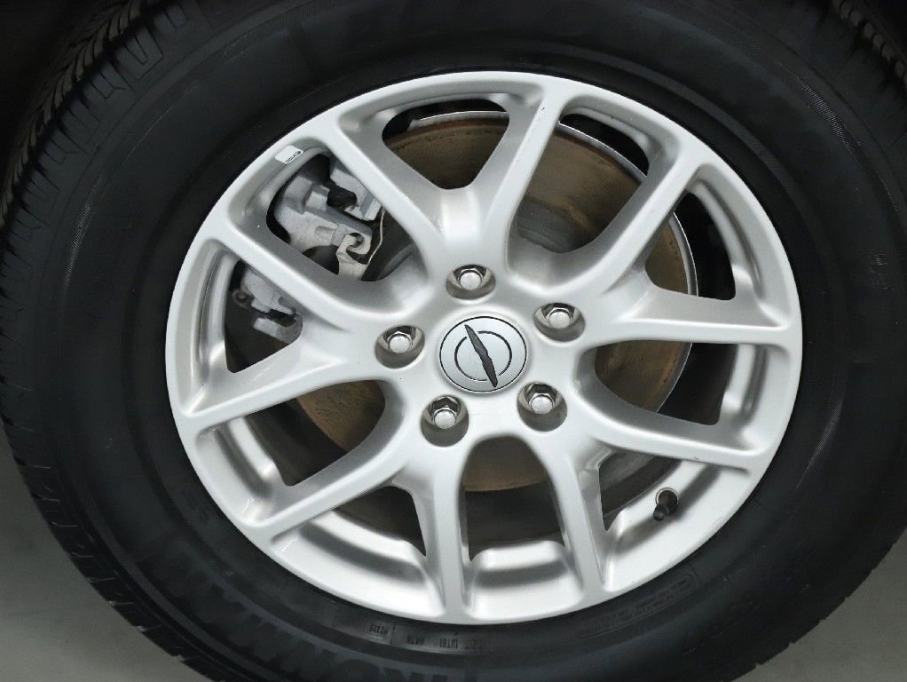 Used 2024 Chrysler Pacifica Touring-L image 12