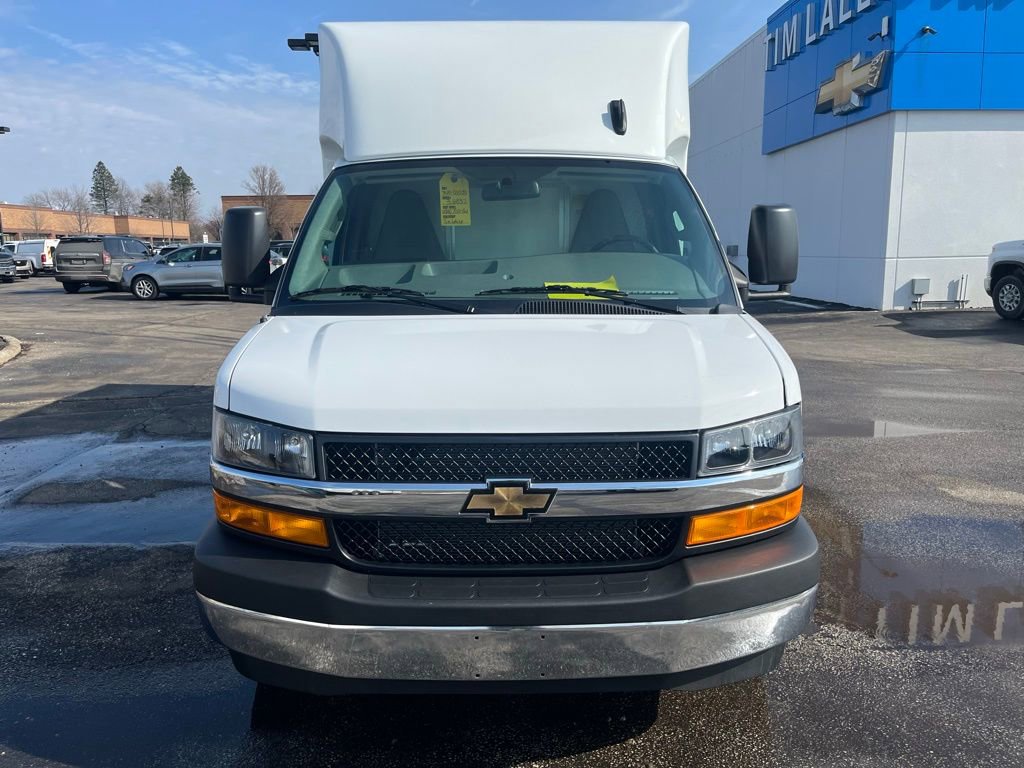 New 2026 Chevrolet Express 3500 w/ Power Convenience Package image 2