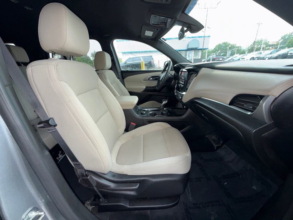 Used 2023 Chevrolet Traverse LS w/ Safety Package AWD/4WD image 26