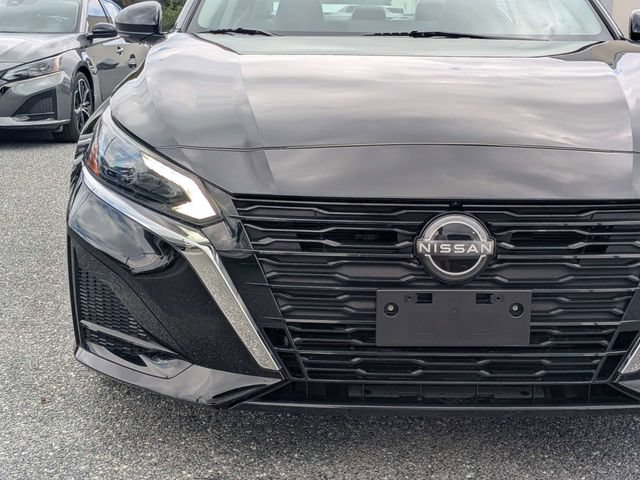 Used 2024 Nissan Altima 2.5 SL FWD image 9