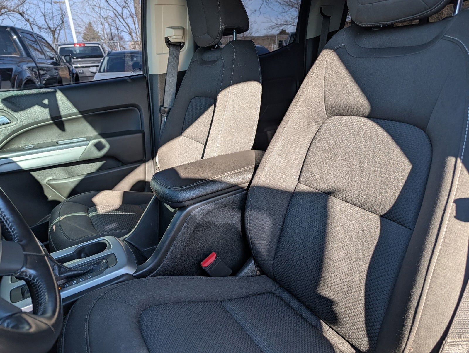 Used 2021 Chevrolet Colorado LT w/ LT Convenience Package RWD image 15