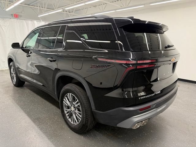 Used 2026 Chevrolet Traverse LT AWD/4WD image 4